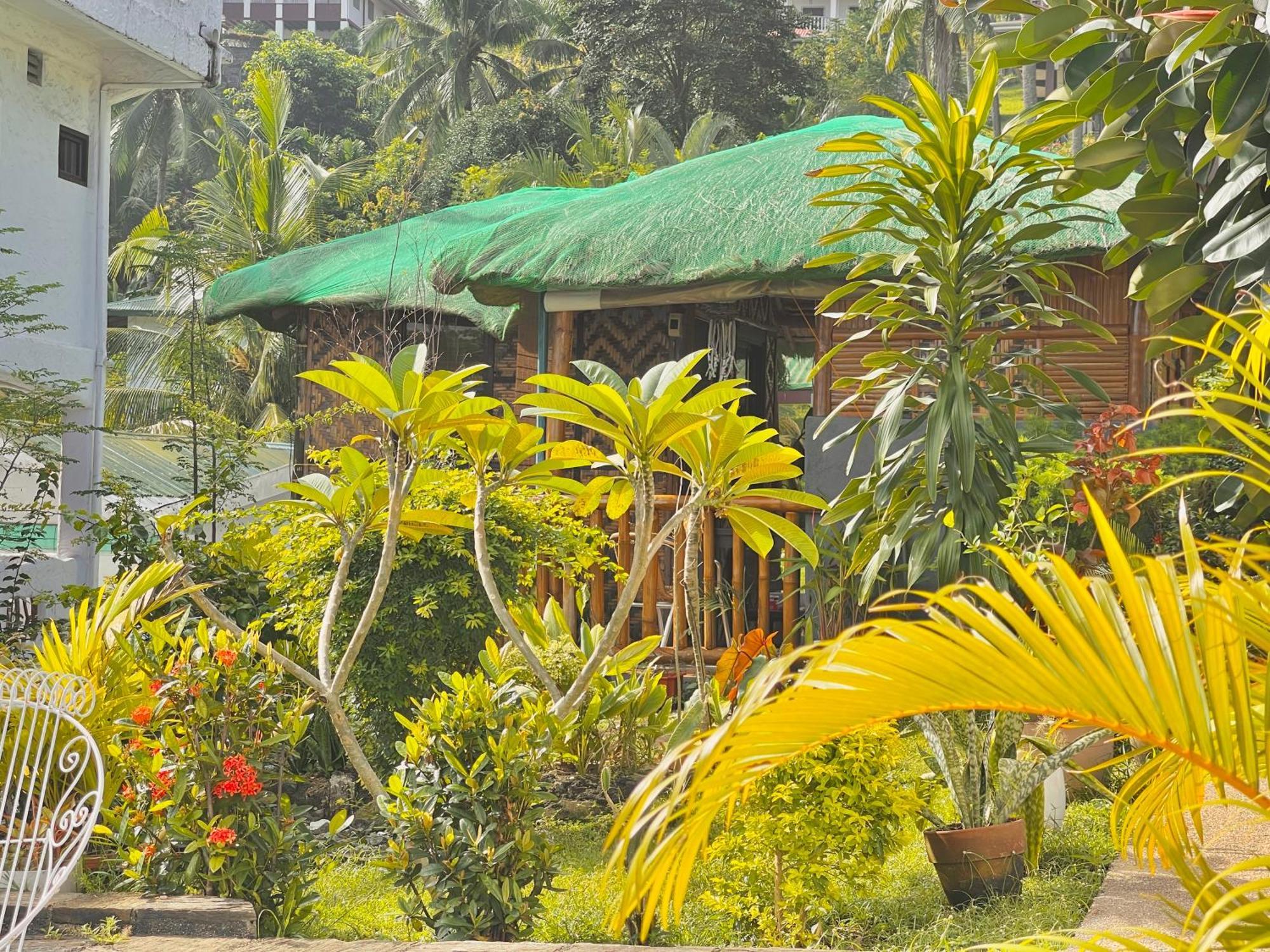 Galera Lodge Puerto Galera Exterior photo